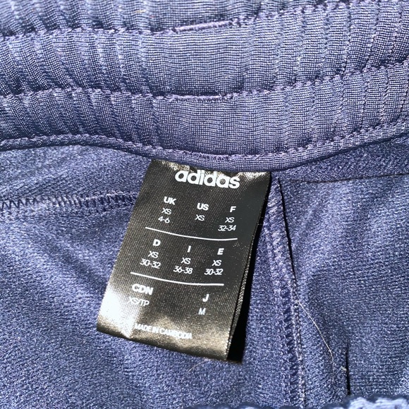 Women’s adidas sweats - Picture 3 of 6